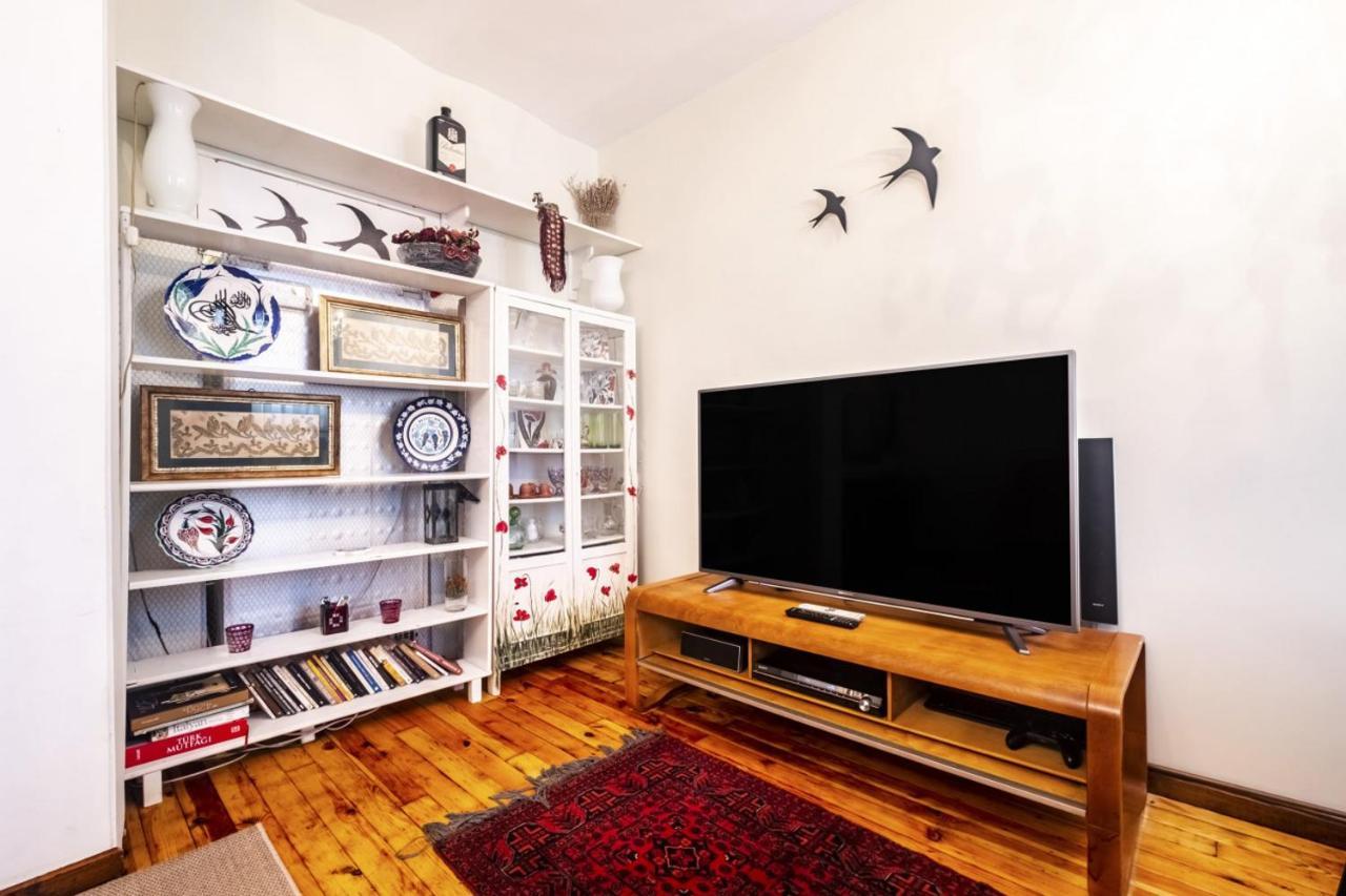 Superb Flat With Backyard In Cihangir Beyoglu イスタンブール エクステリア 写真